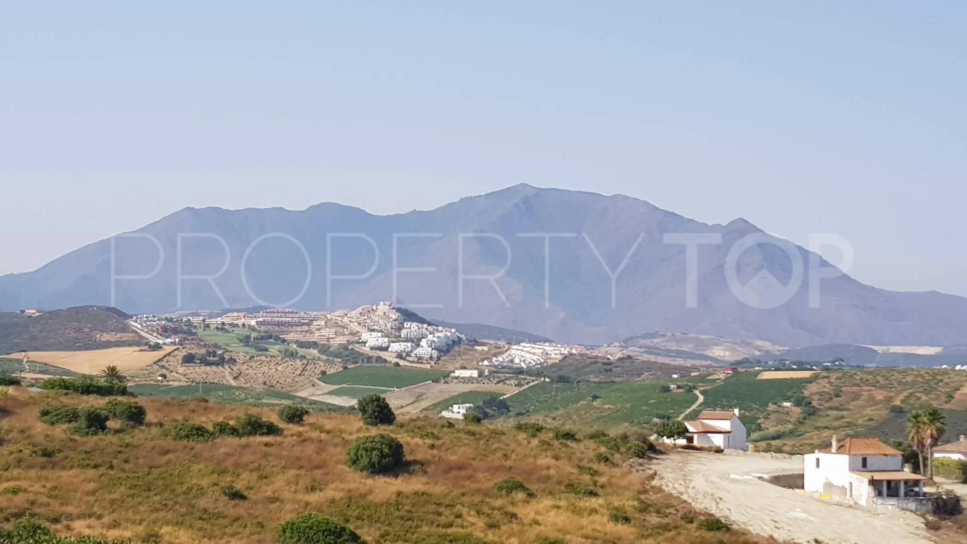 Villa en venta con 4 dormitorios en Manilva