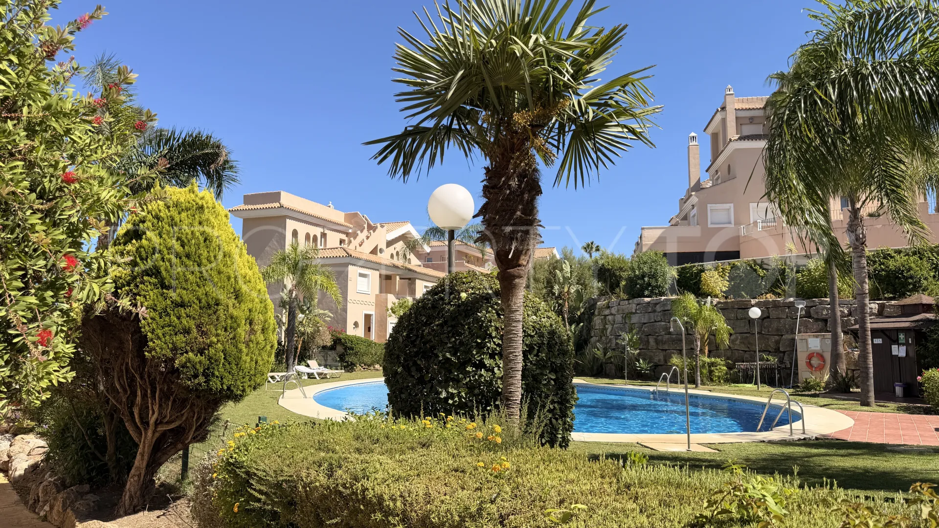 For sale La Vizcaronda town house