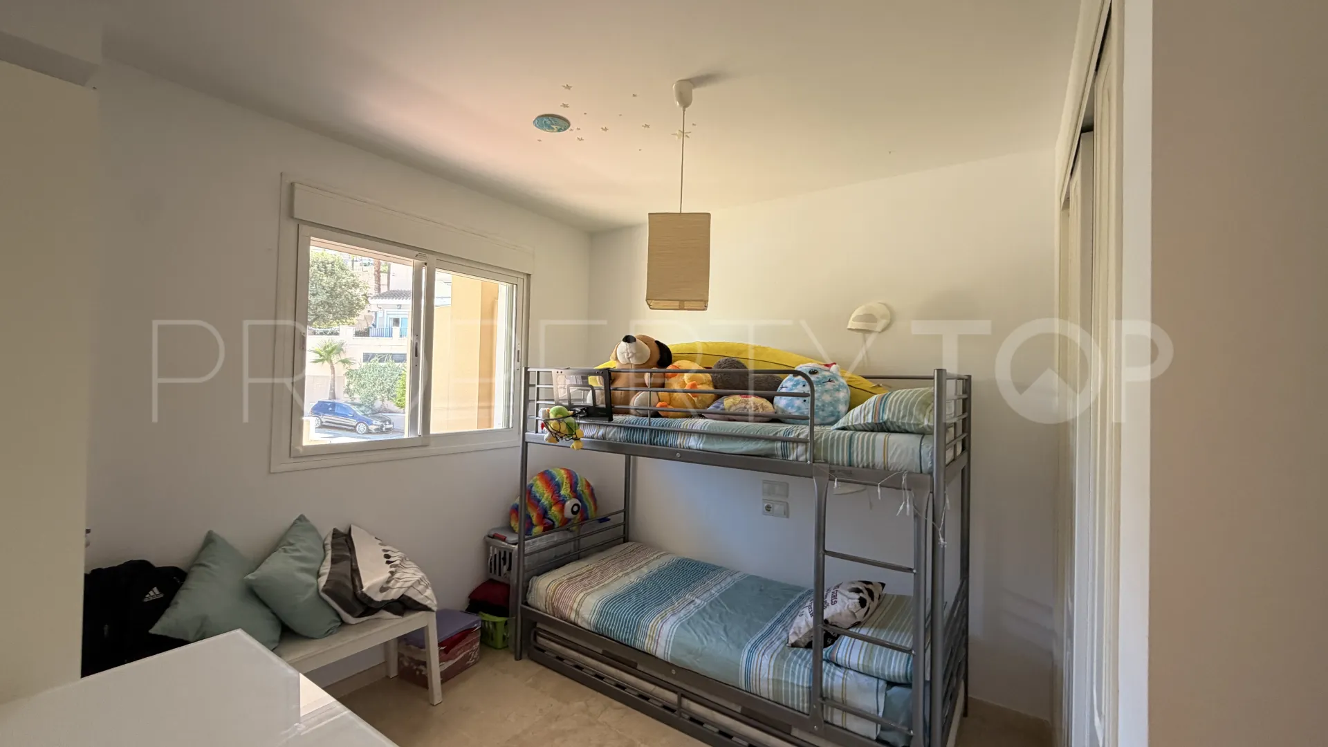 For sale La Vizcaronda town house