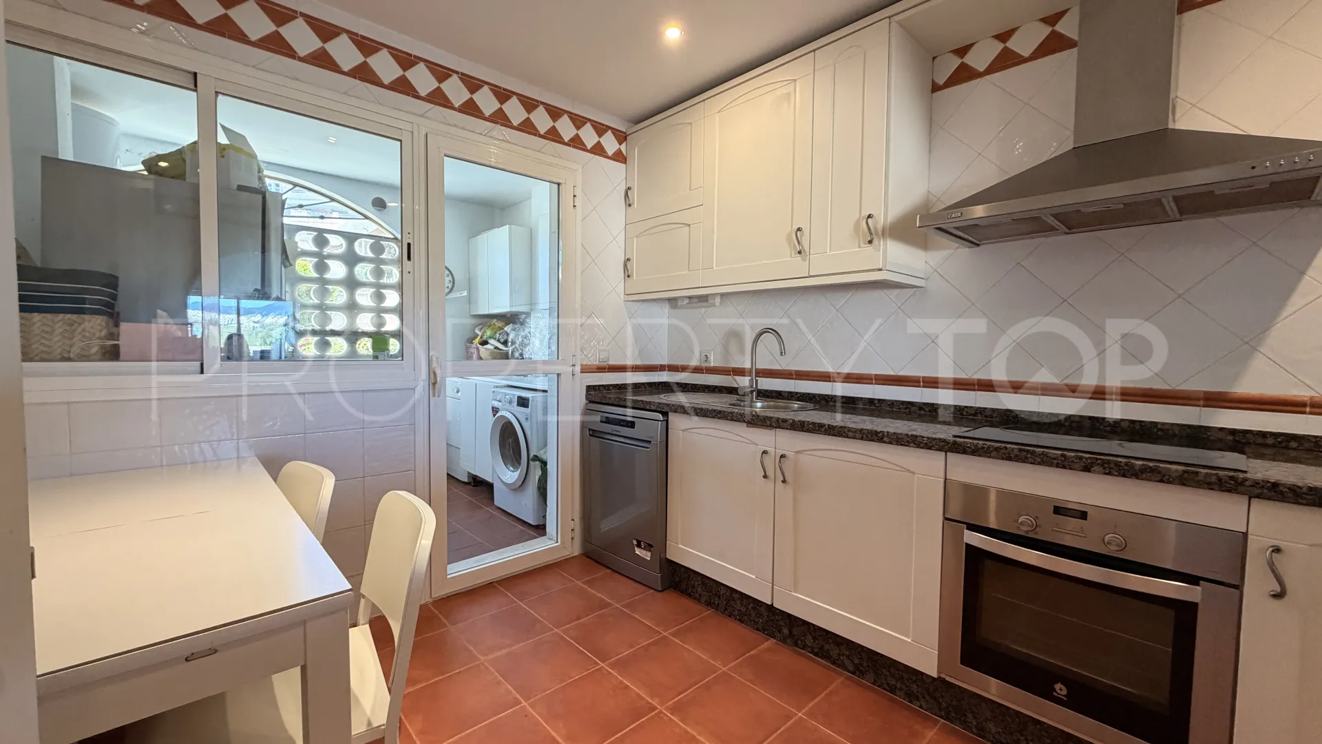 For sale La Vizcaronda town house