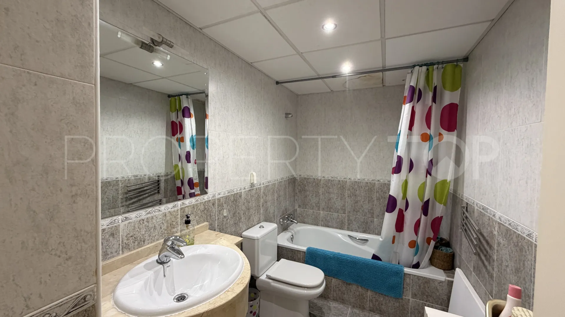 For sale La Vizcaronda town house