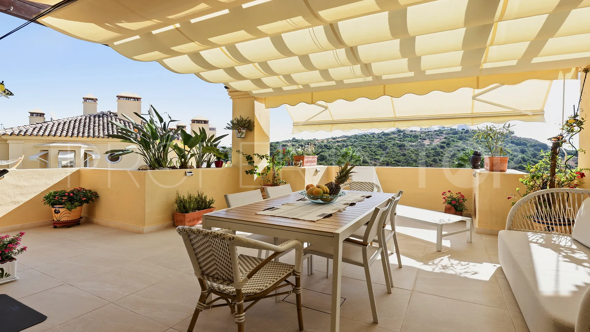 2 bedrooms apartment in Majestic for sale