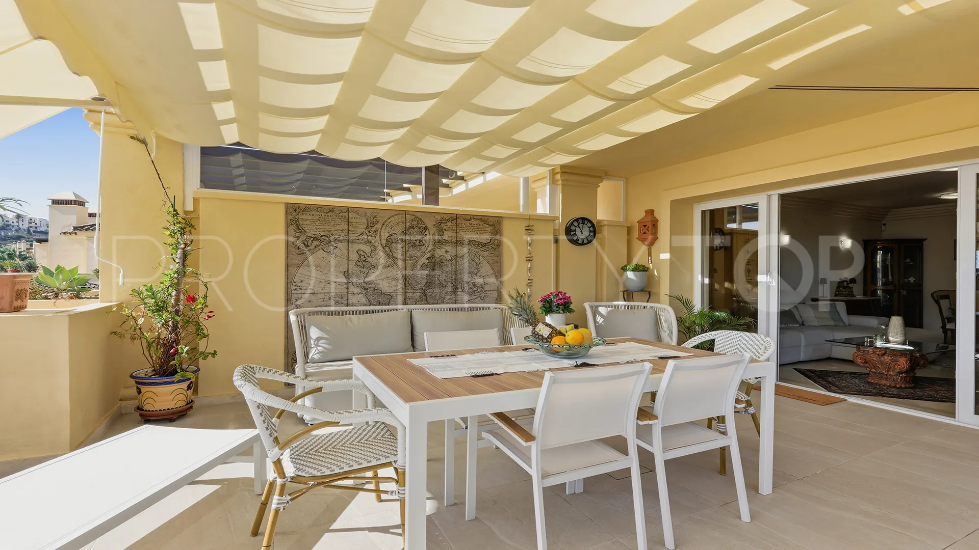 2 bedrooms apartment in Majestic for sale