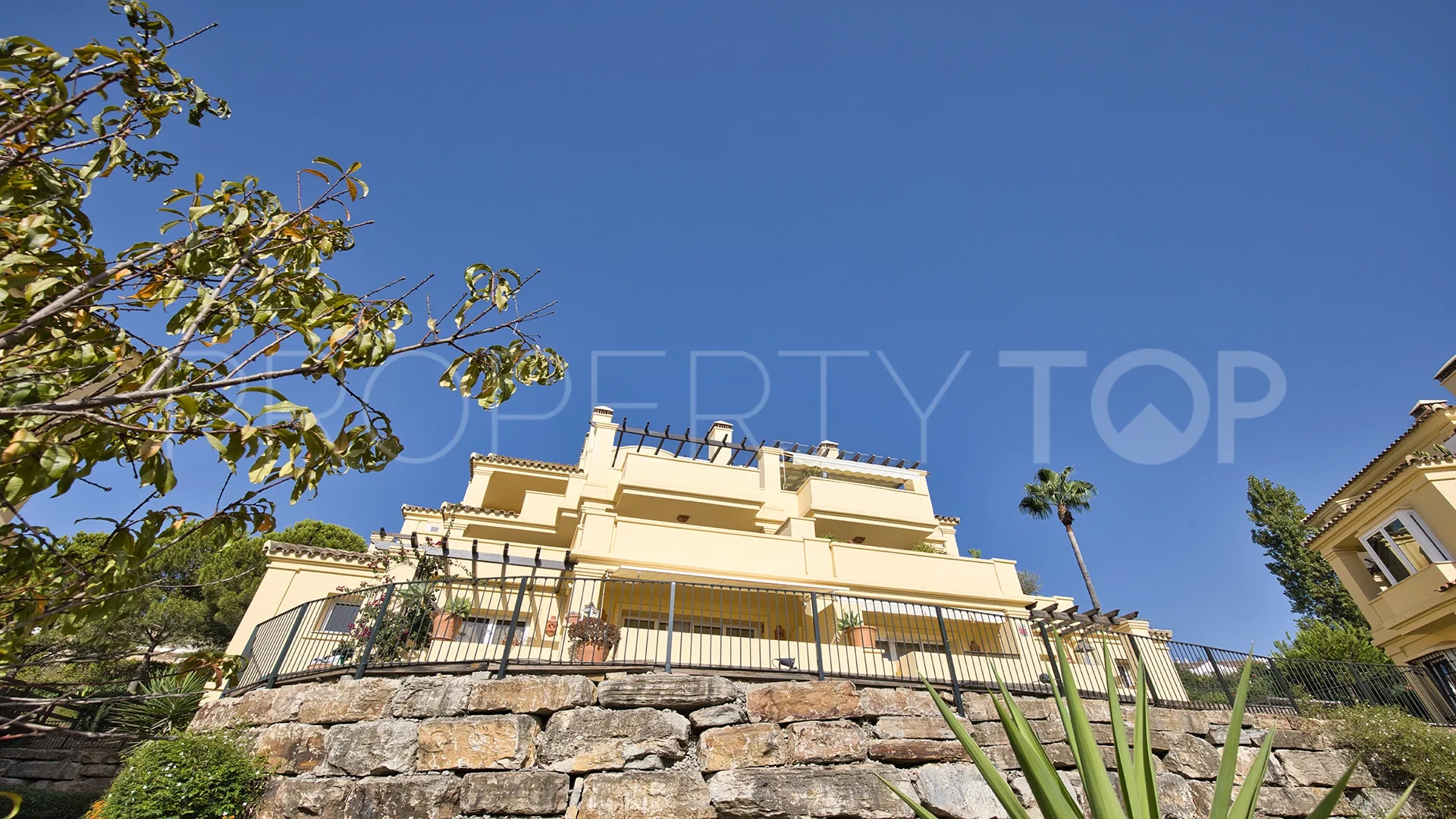 2 bedrooms apartment in Majestic for sale