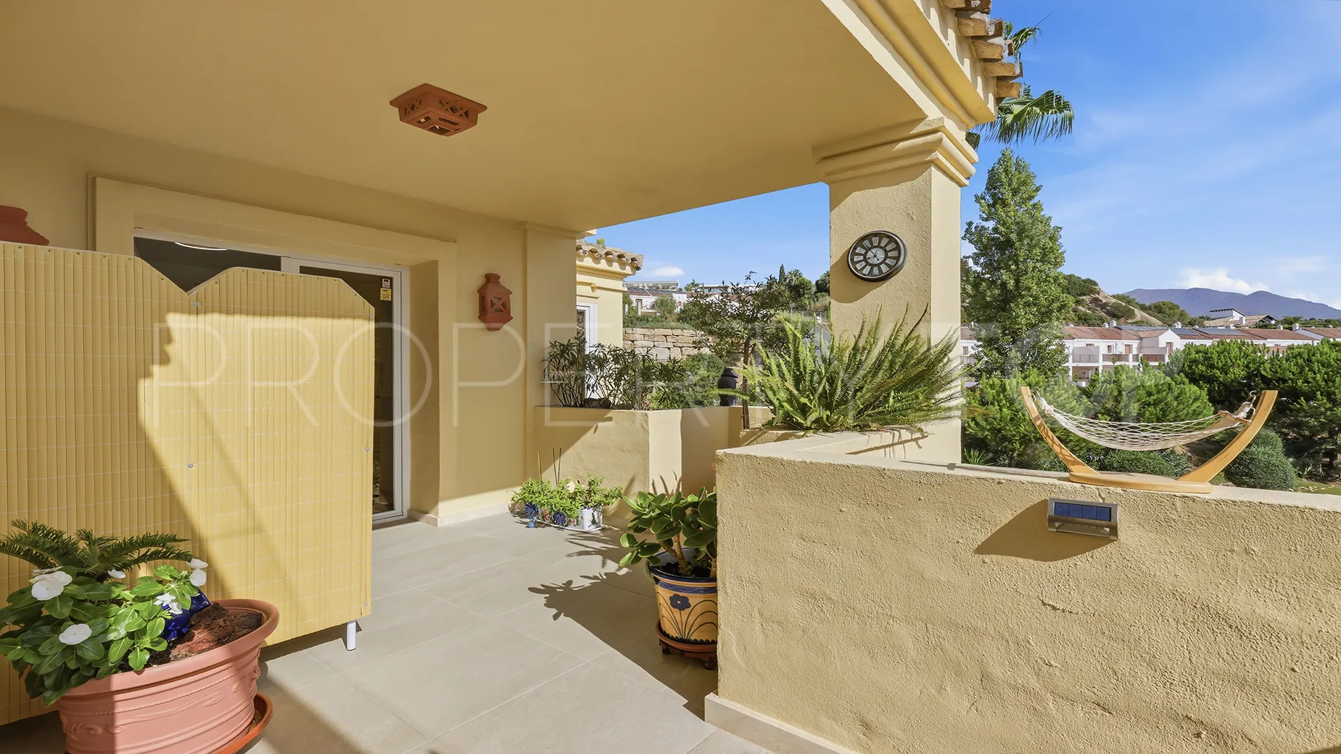 2 bedrooms apartment in Majestic for sale