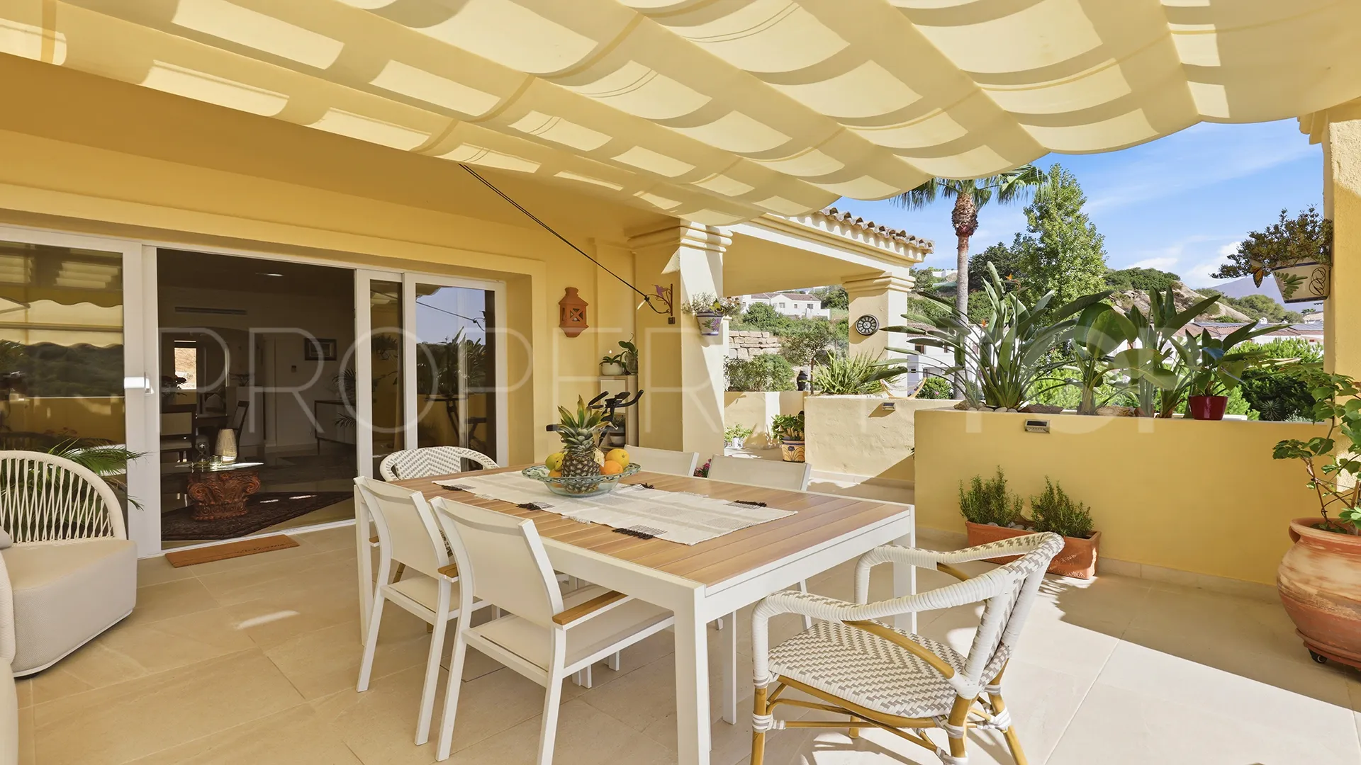 2 bedrooms apartment in Majestic for sale