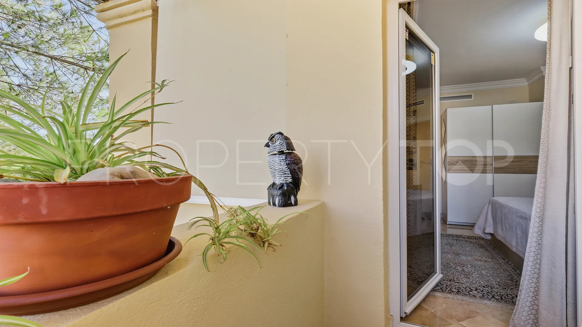 2 bedrooms apartment in Majestic for sale