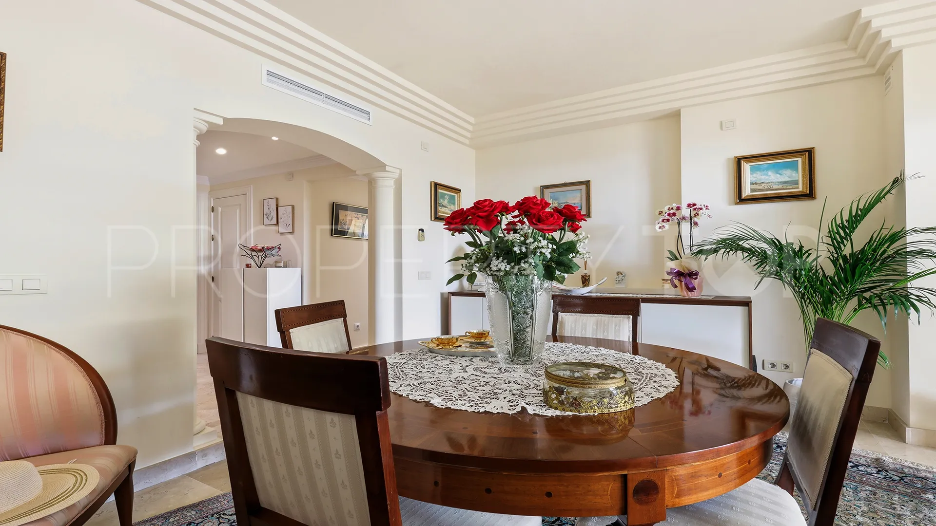 2 bedrooms apartment in Majestic for sale