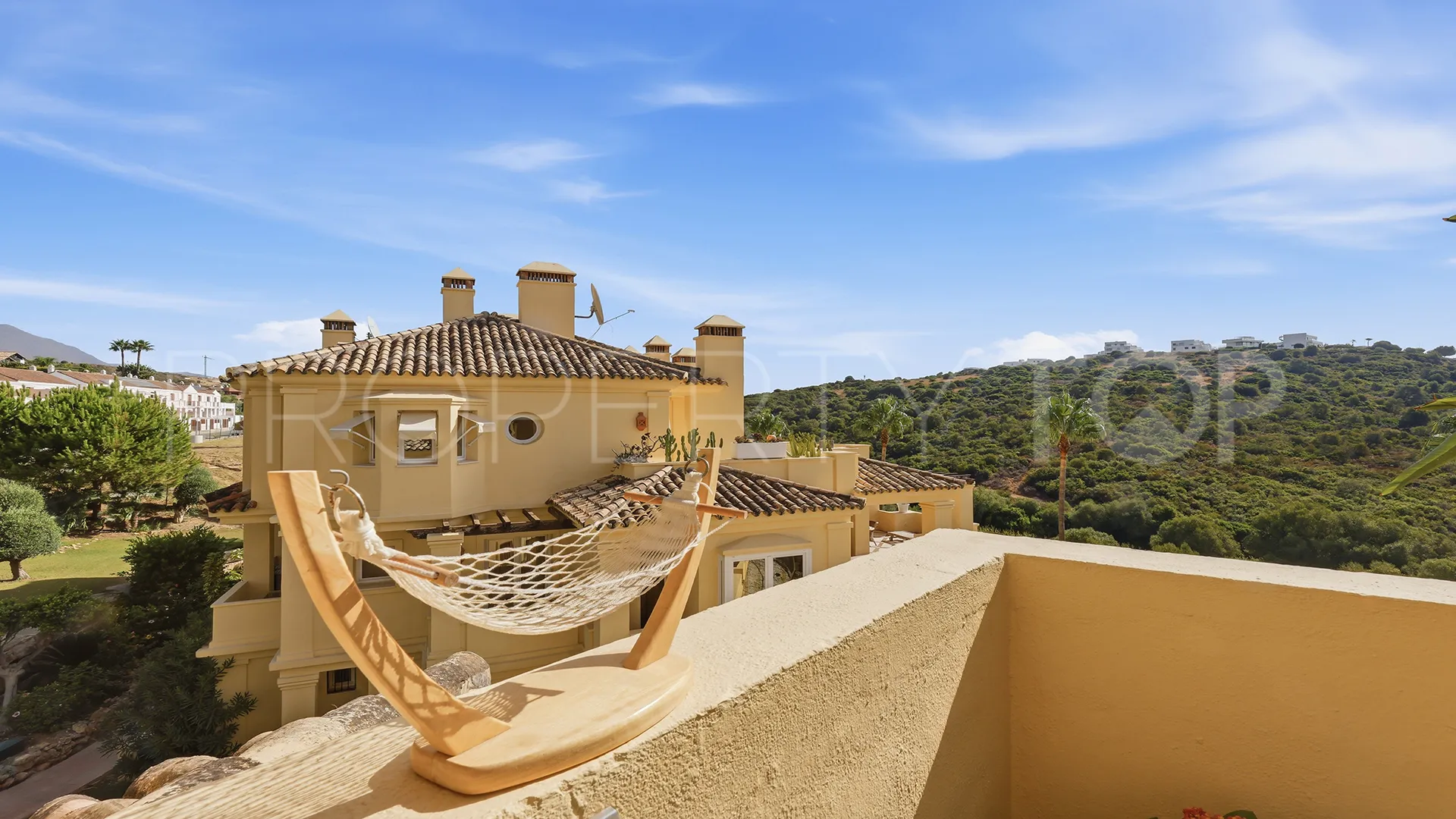 2 bedrooms apartment in Majestic for sale