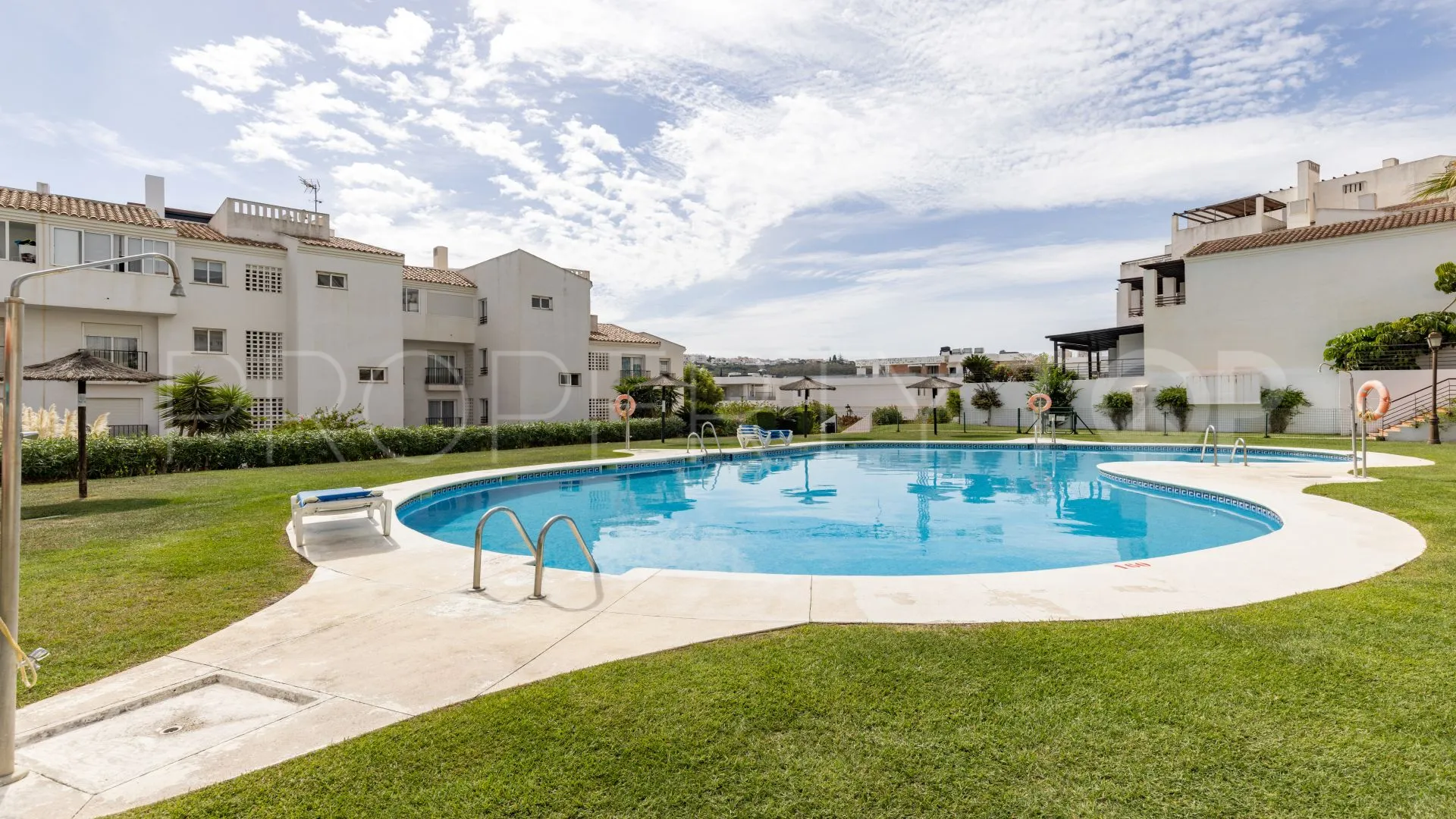 Los Hidalgos, apartamento planta baja en venta con 2 dormitorios