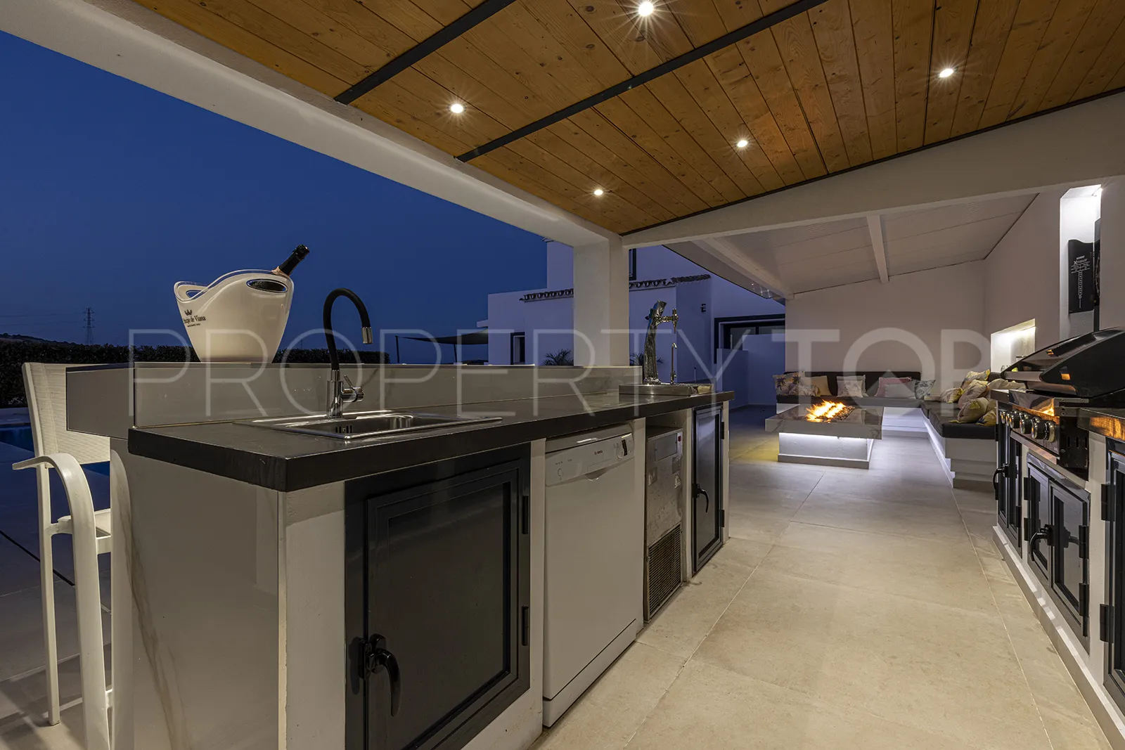 Casares, villa en venta