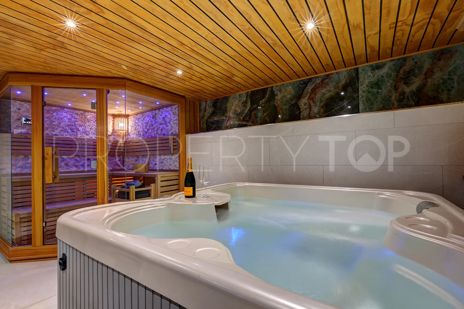 Casares, villa en venta