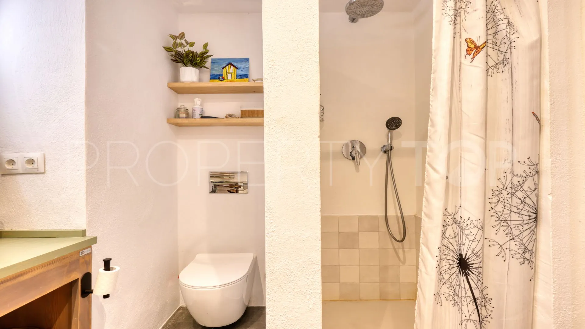 Ground floor apartment in Estepona Centre for sale