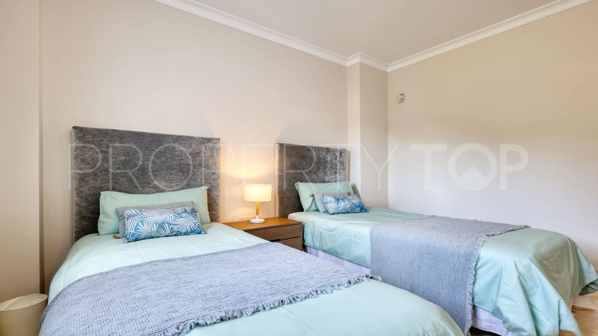 2 bedrooms penthouse for sale in Altos de Cortesín