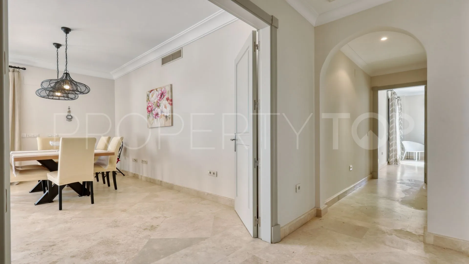 2 bedrooms penthouse for sale in Altos de Cortesín
