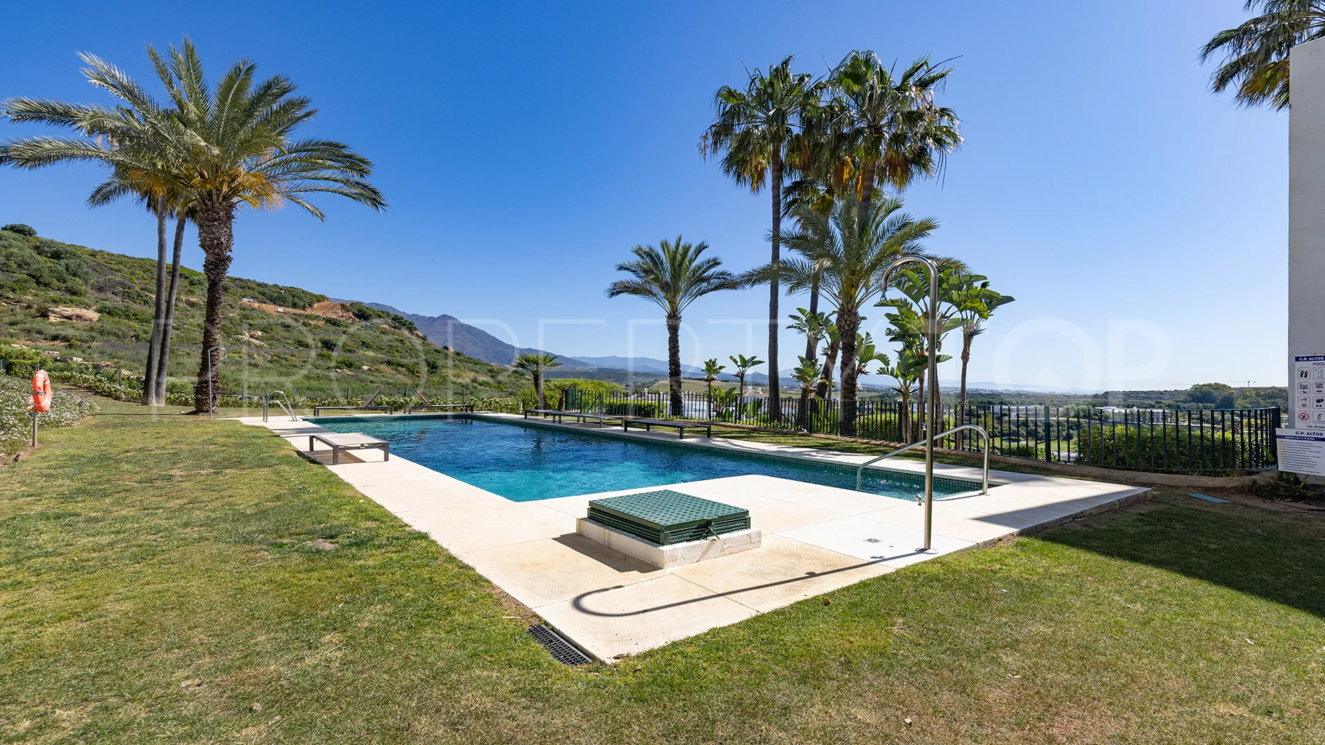 2 bedrooms penthouse for sale in Altos de Cortesín