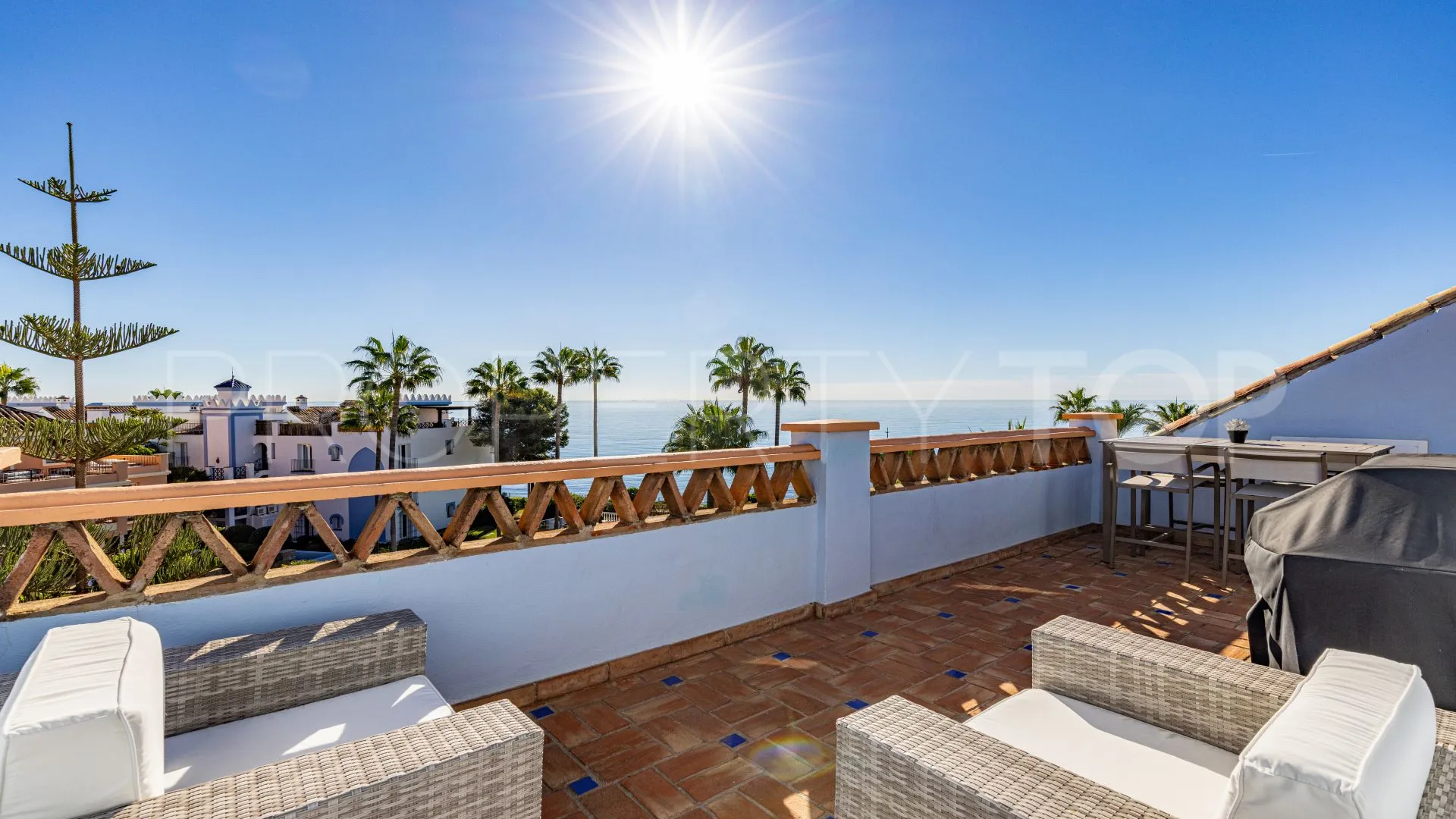 For sale duplex penthouse in La Perla de la Bahía with 3 bedrooms