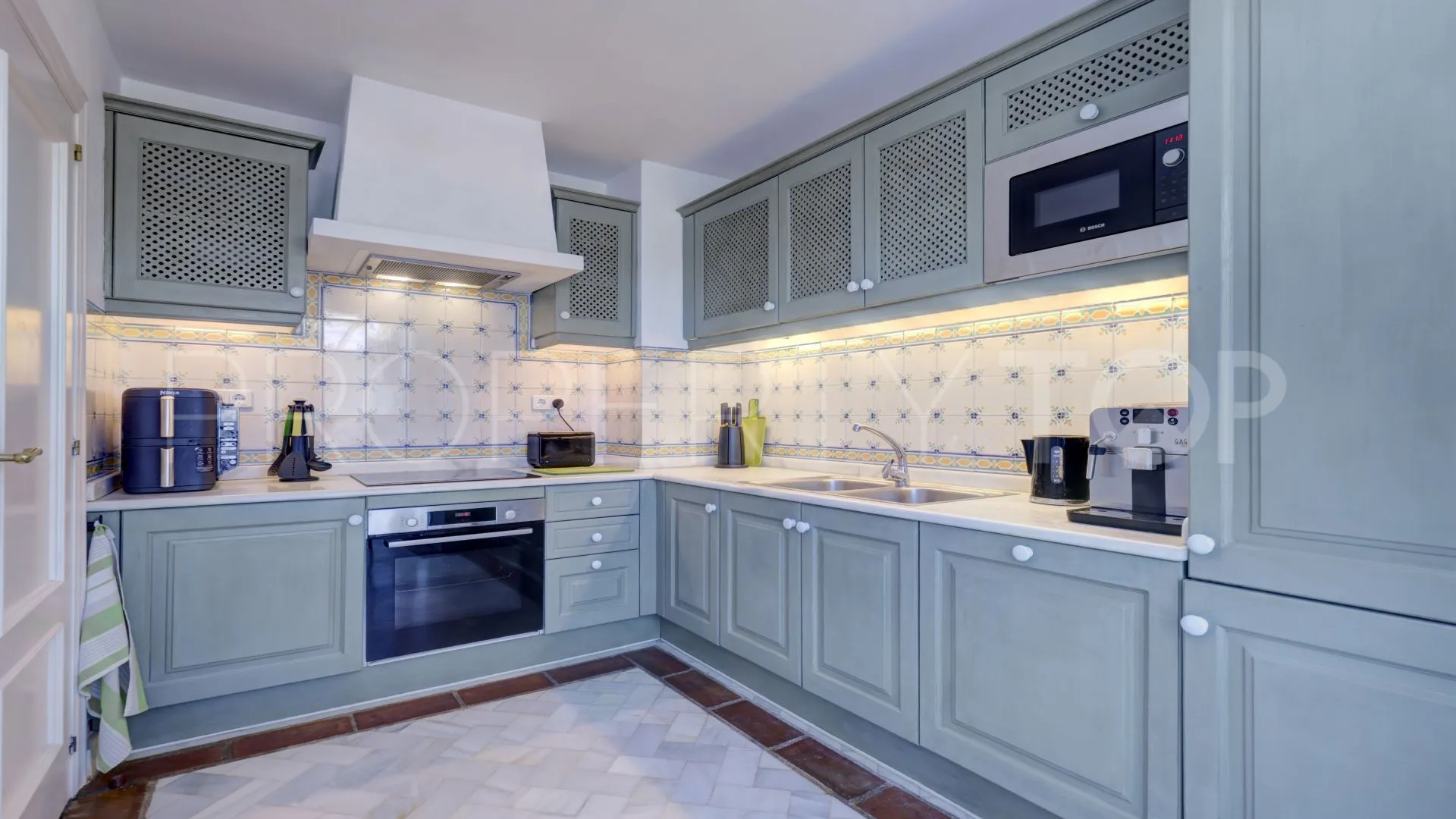 For sale duplex penthouse in La Perla de la Bahía with 3 bedrooms