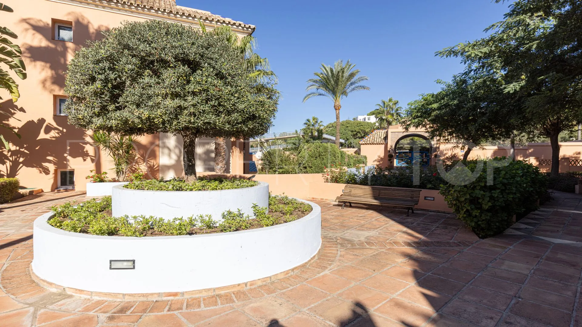 For sale duplex penthouse in La Perla de la Bahía with 3 bedrooms