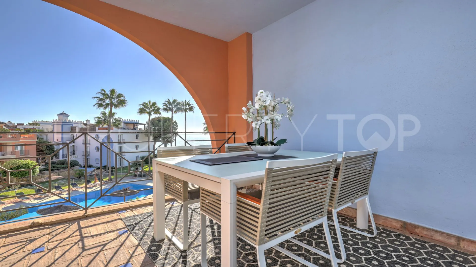 For sale duplex penthouse in La Perla de la Bahía with 3 bedrooms
