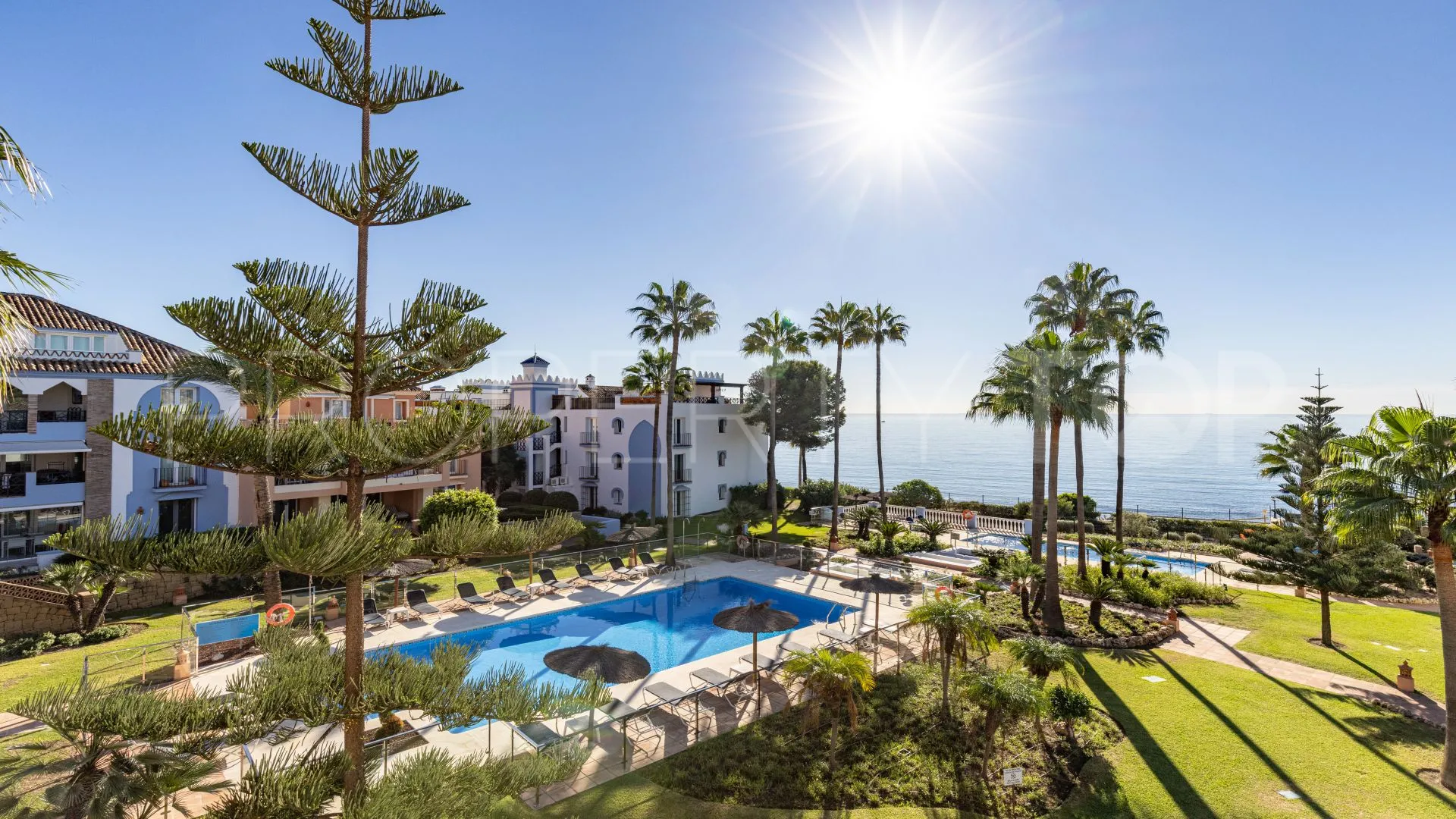 For sale duplex penthouse in La Perla de la Bahía with 3 bedrooms