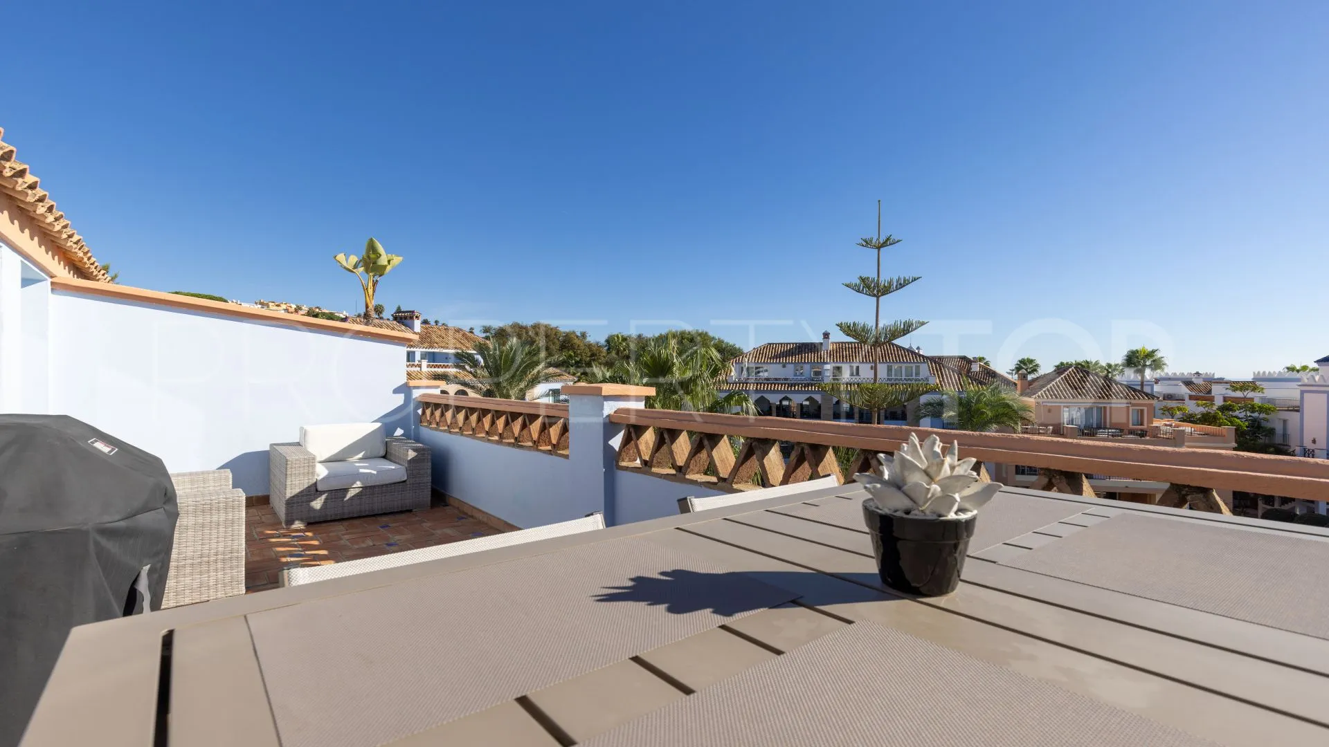 For sale duplex penthouse in La Perla de la Bahía with 3 bedrooms