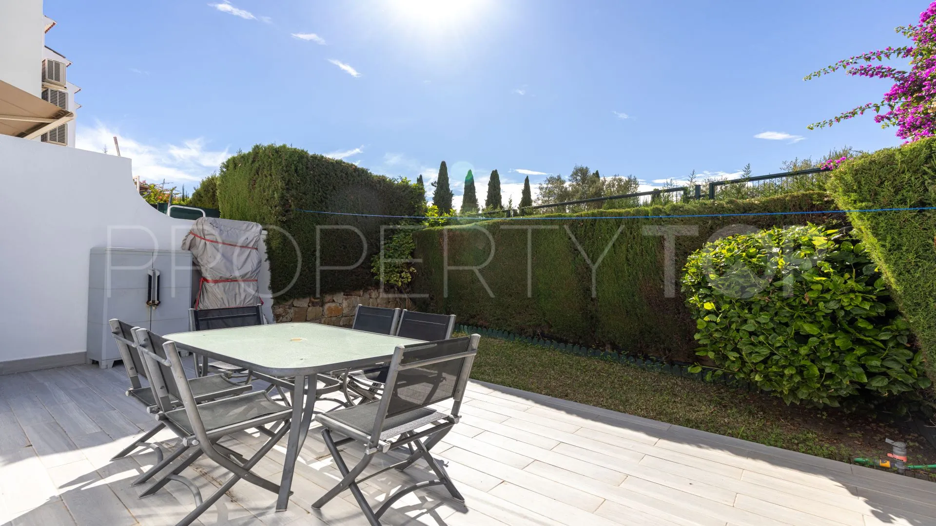 Town house for sale in Bahia de Casares