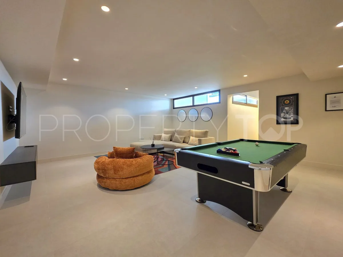 Buy New Golden Mile town house with 4 bedrooms