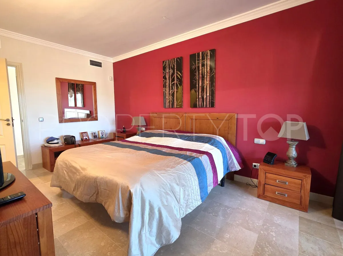 Comprar apartamento de 2 dormitorios en Atalaya