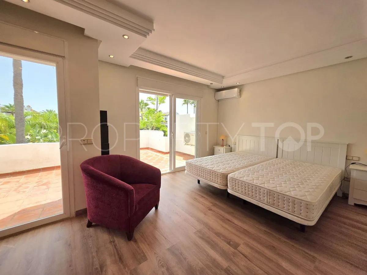 Costalita, adosado en venta con 3 dormitorios