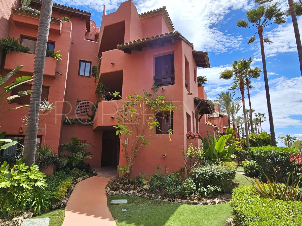 For sale ground floor apartment with 2 bedrooms in New Golden Mile