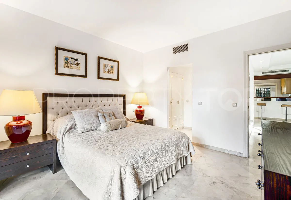 For sale ground floor apartment with 2 bedrooms in New Golden Mile