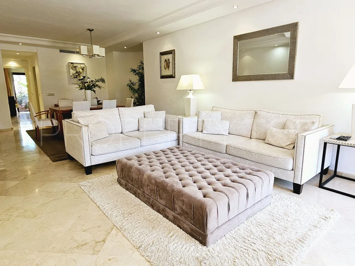 For sale ground floor apartment with 2 bedrooms in New Golden Mile
