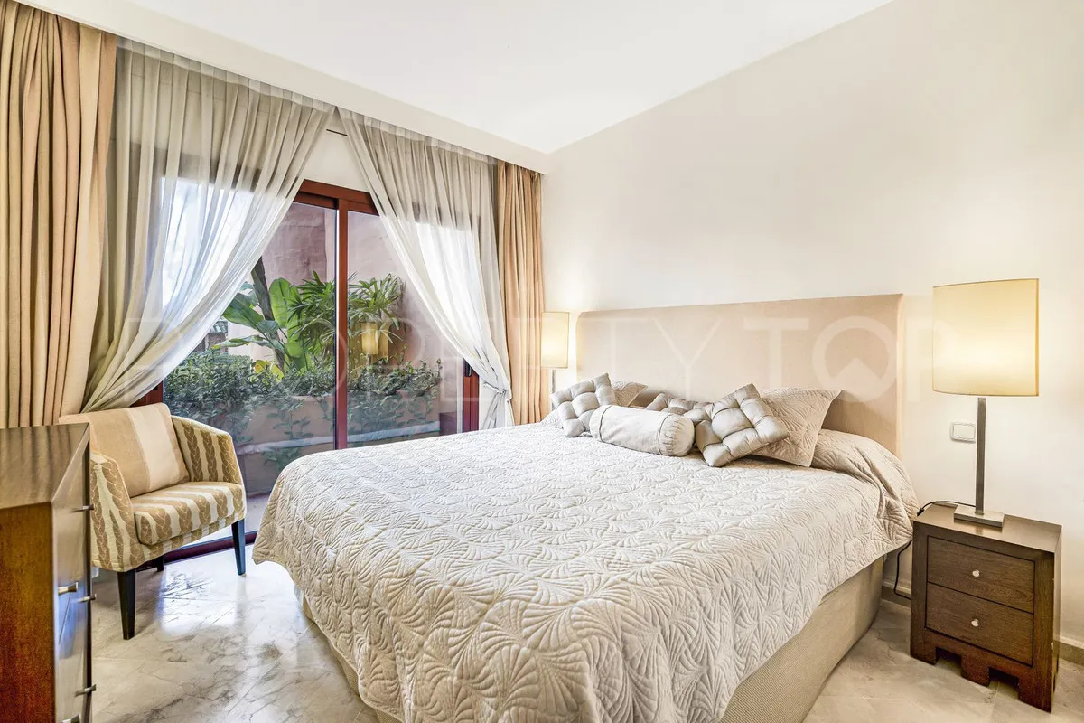 For sale ground floor apartment with 2 bedrooms in New Golden Mile