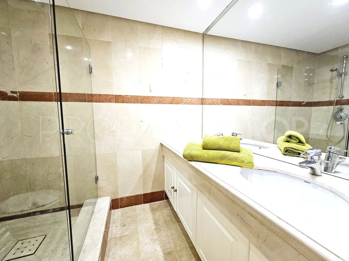 For sale ground floor apartment with 2 bedrooms in New Golden Mile