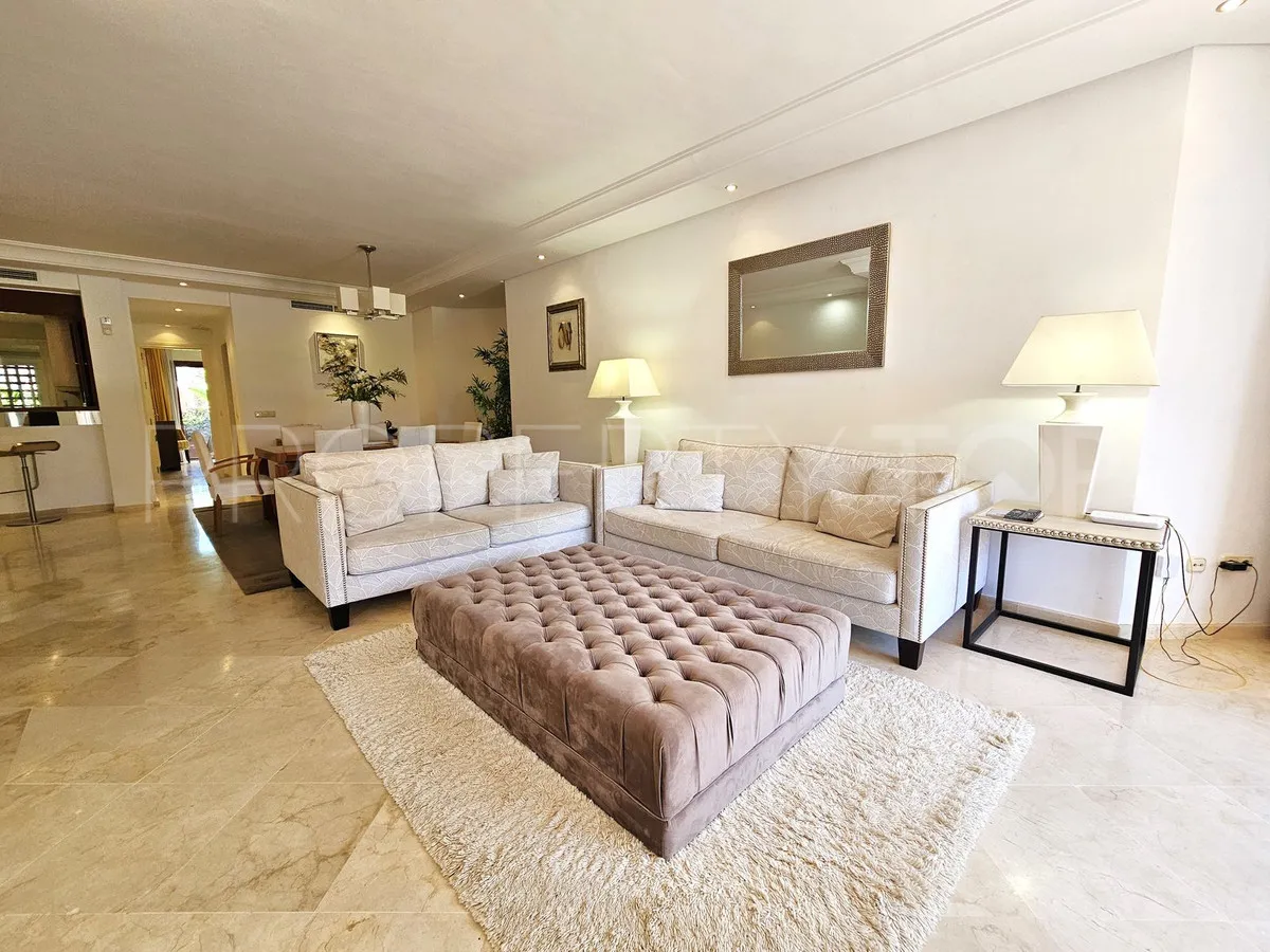 For sale ground floor apartment with 2 bedrooms in New Golden Mile