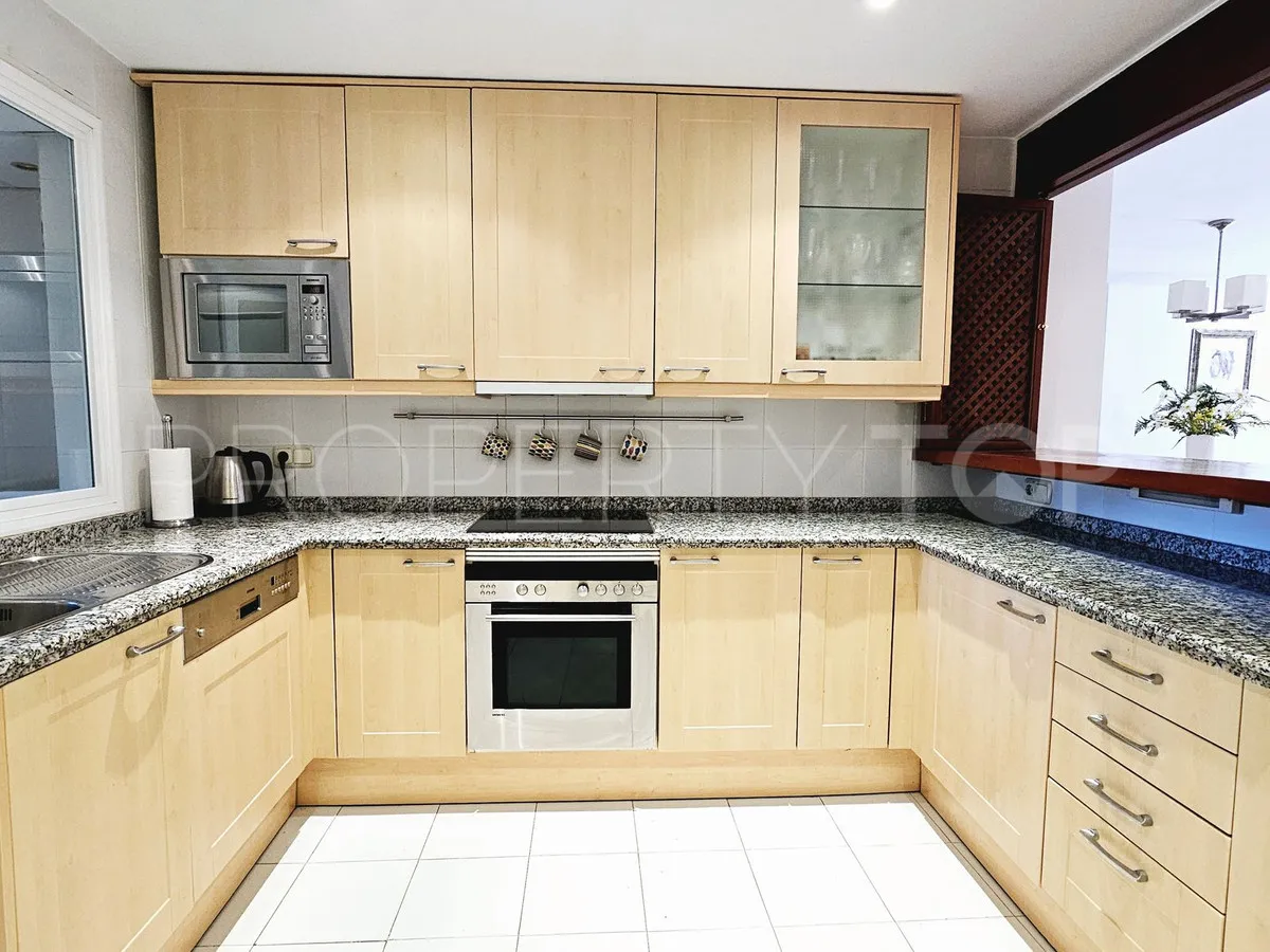 For sale ground floor apartment with 2 bedrooms in New Golden Mile