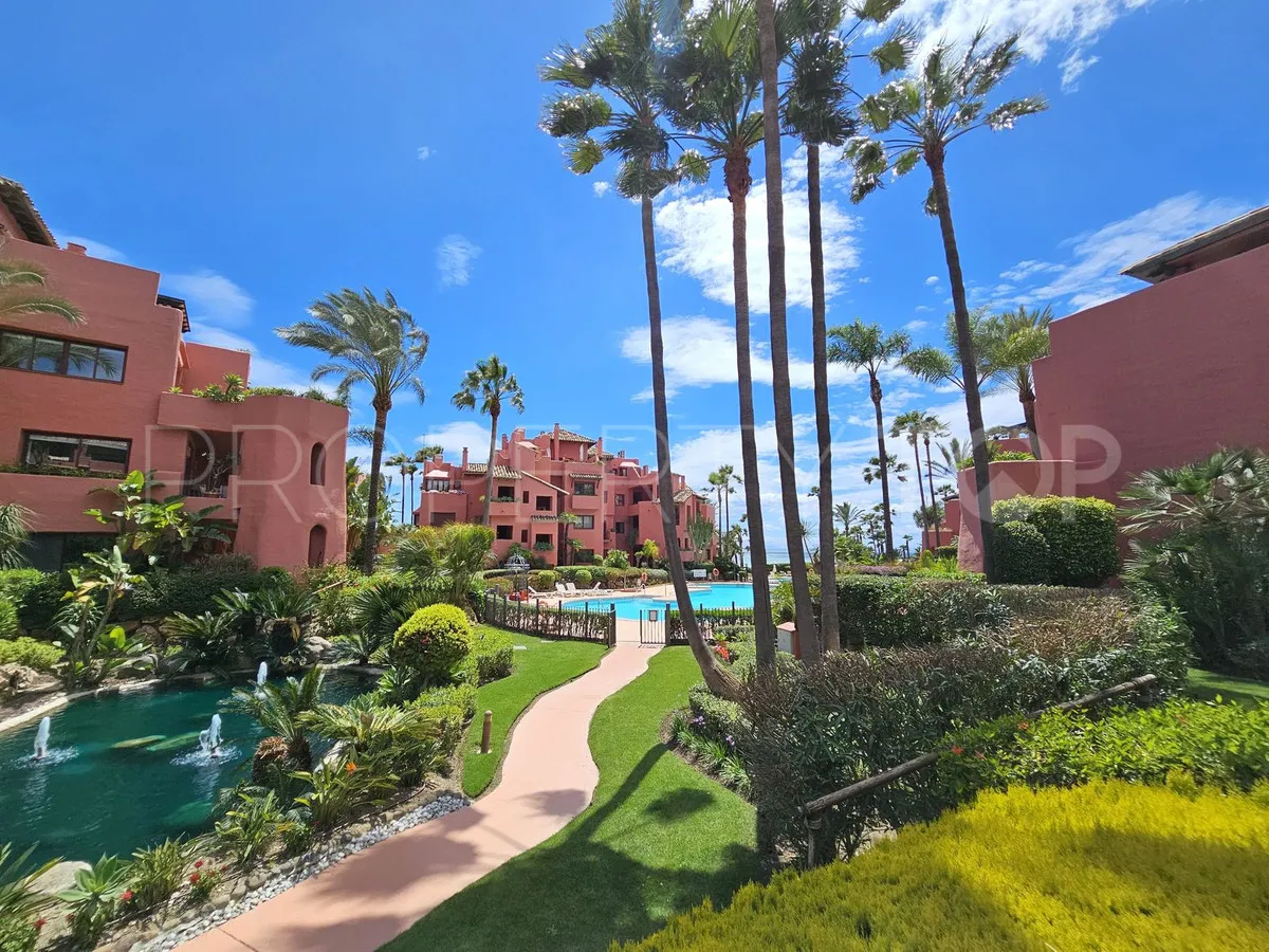 For sale ground floor apartment with 2 bedrooms in New Golden Mile