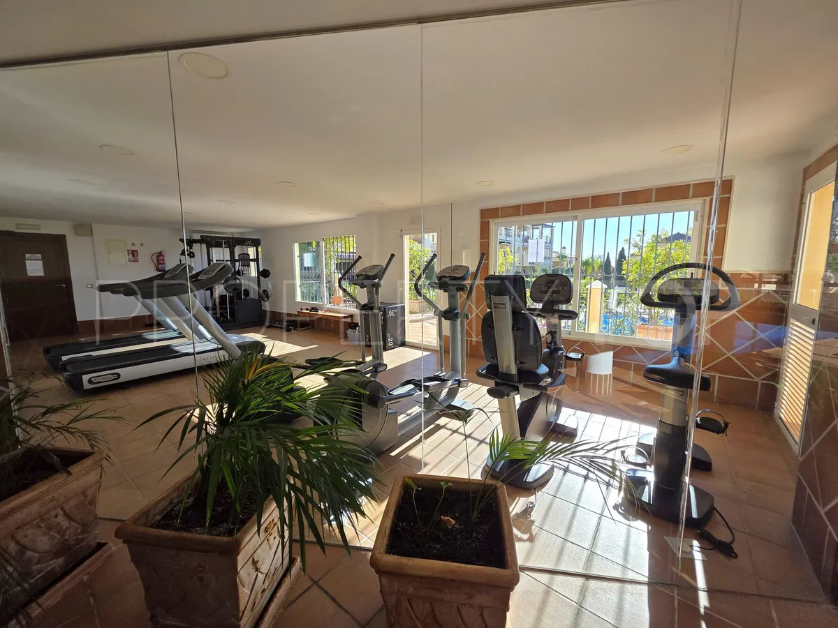 Comprar apartamento de 2 dormitorios en Atalaya