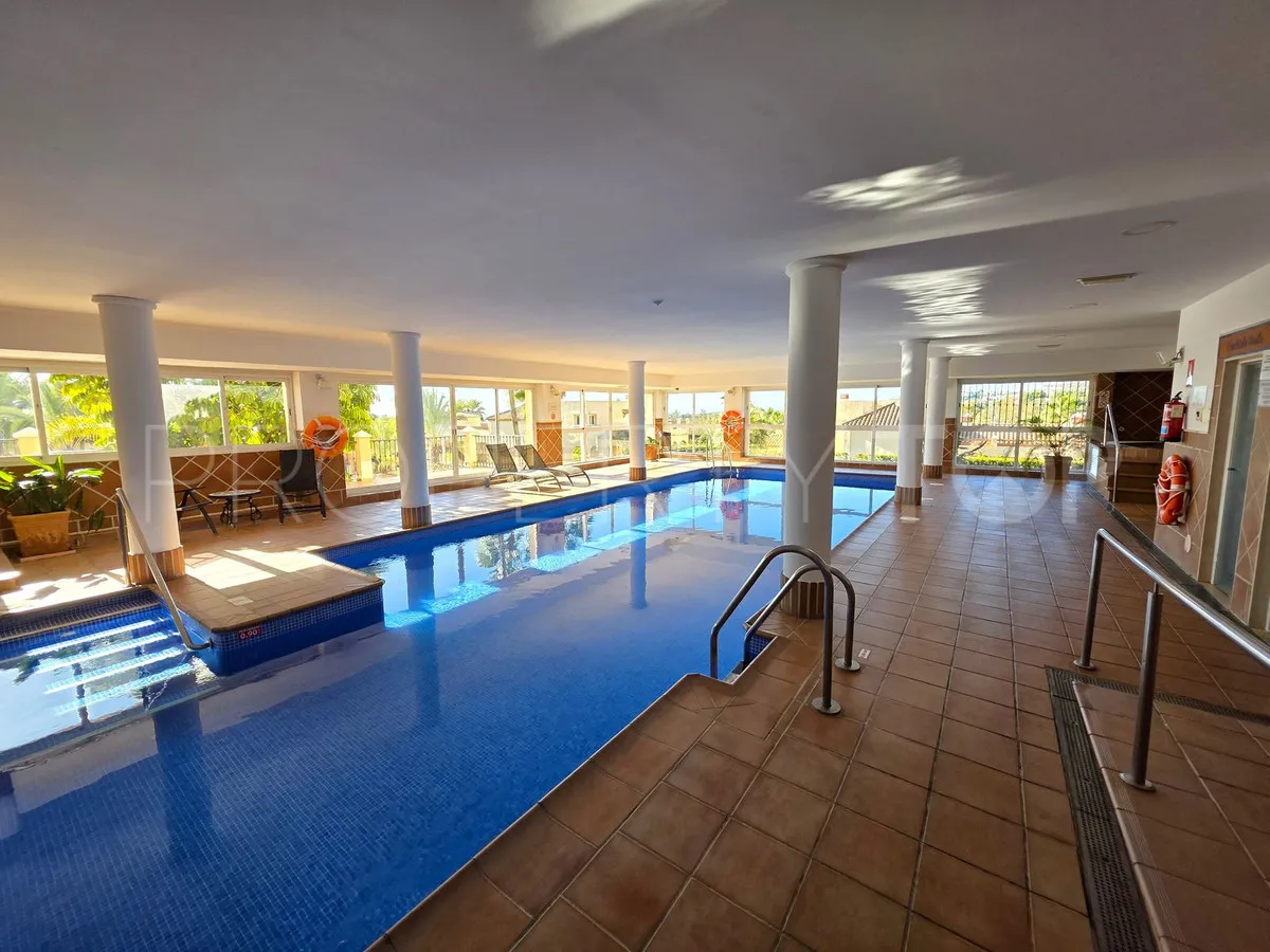Comprar apartamento de 2 dormitorios en Atalaya