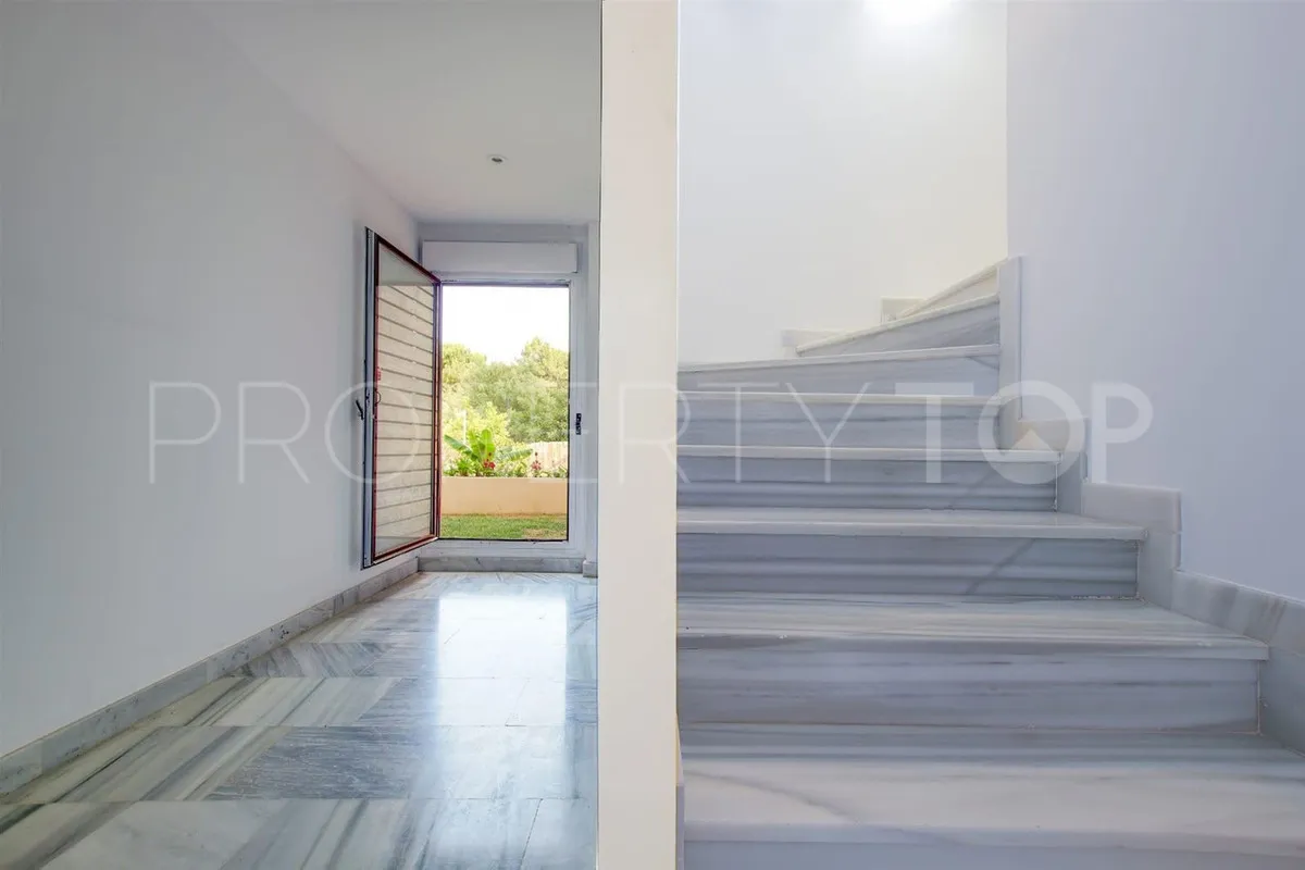 Villa in Benahavis for sale