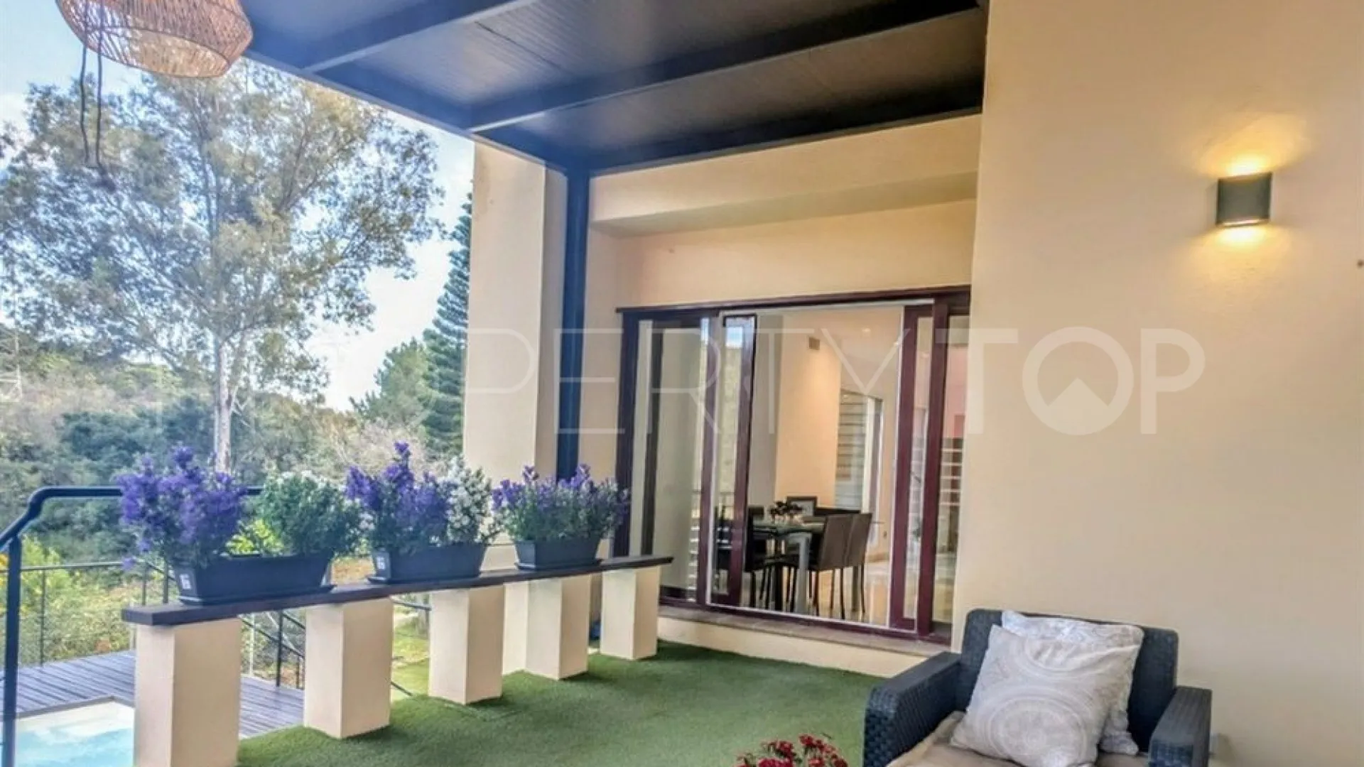 Villa in Benahavis for sale