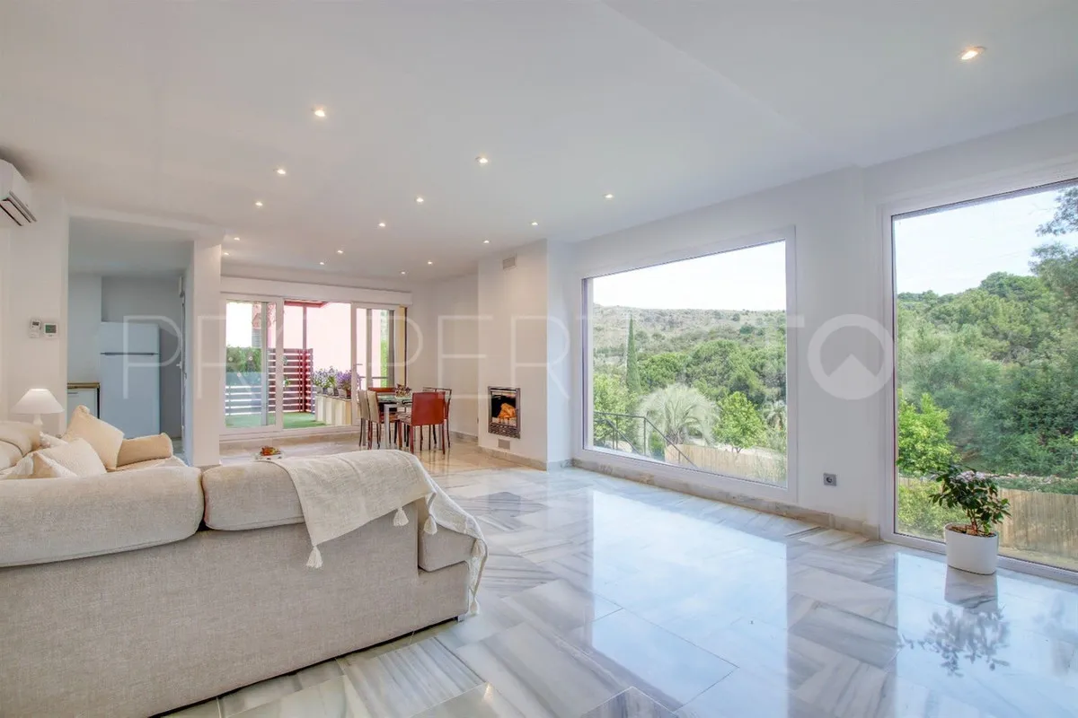 Villa in Benahavis for sale