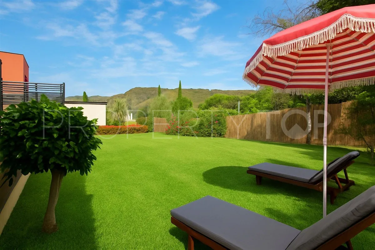 Villa in Benahavis for sale
