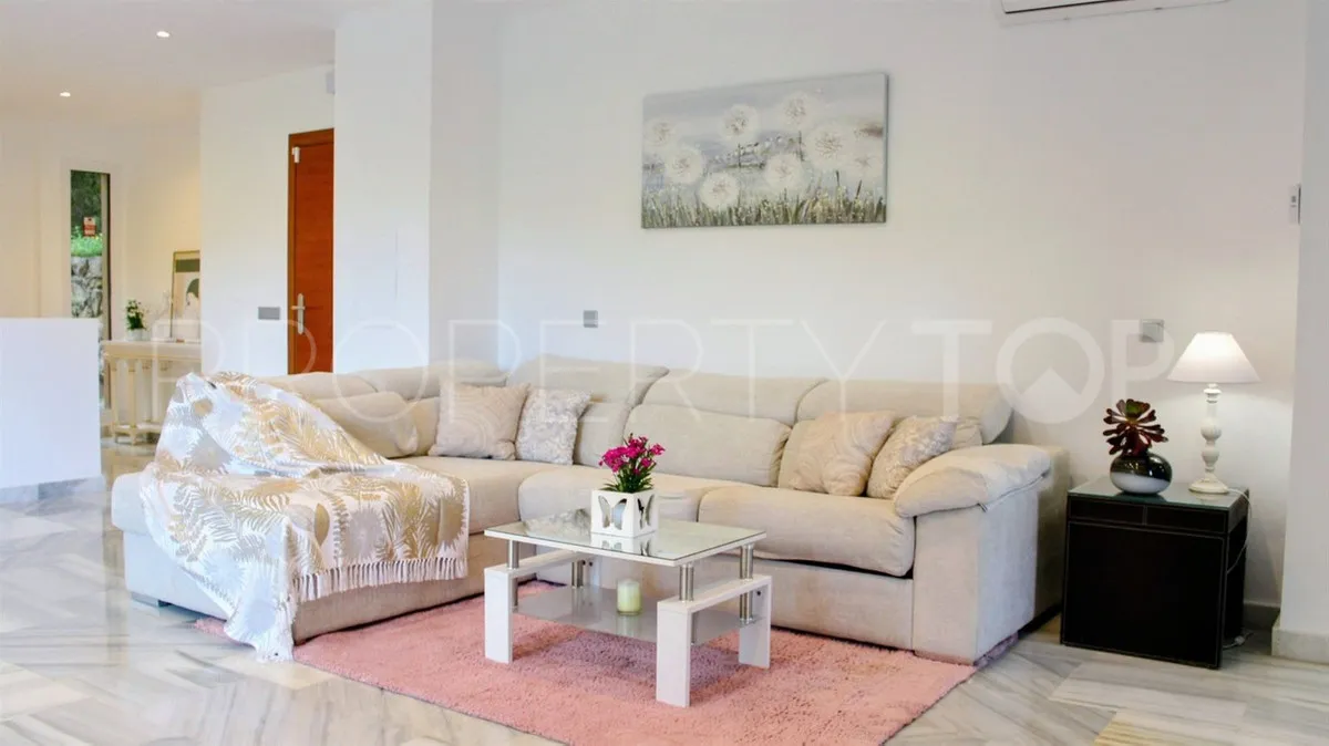 Villa in Benahavis for sale
