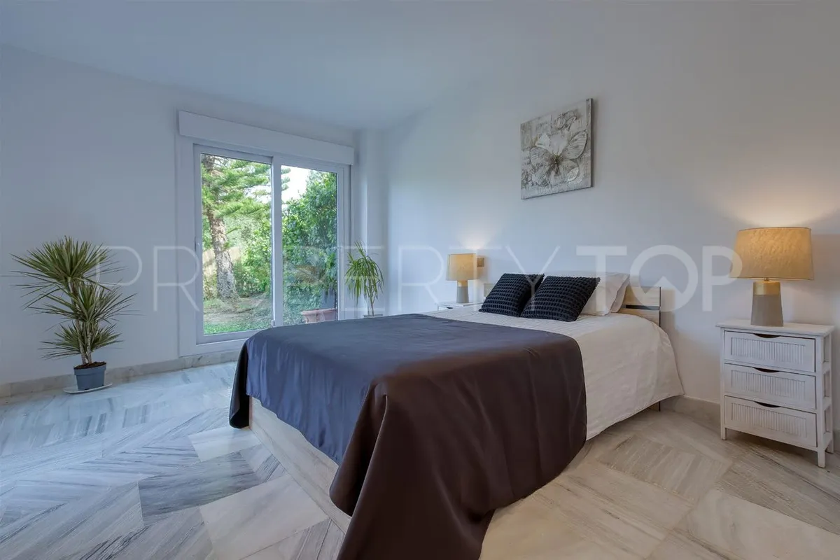 Villa in Benahavis for sale