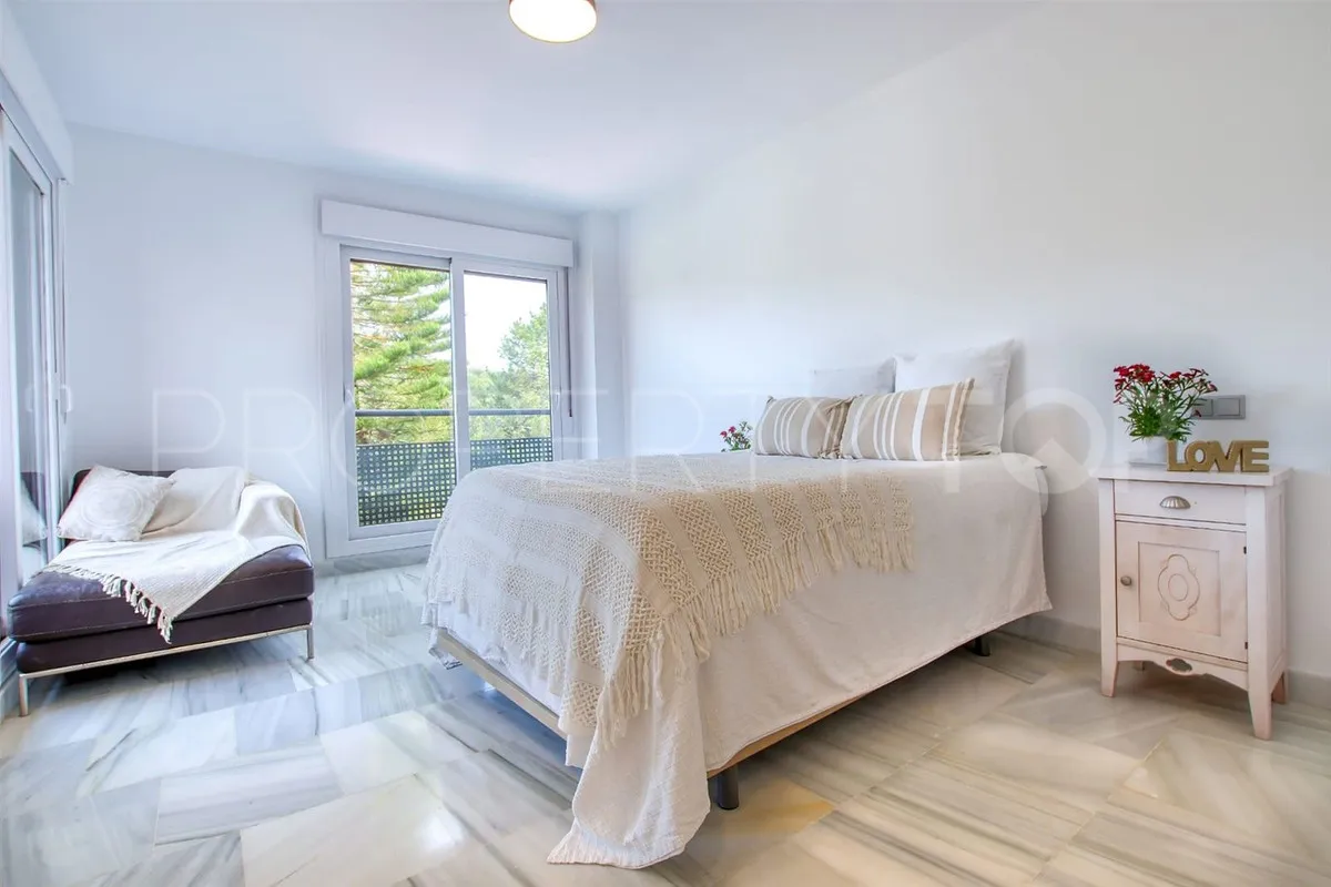 Villa in Benahavis for sale