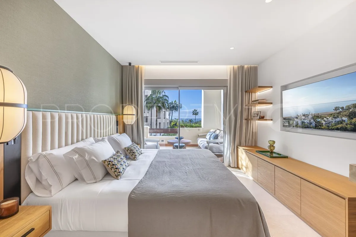 Apartamento en venta en New Golden Mile con 3 dormitorios