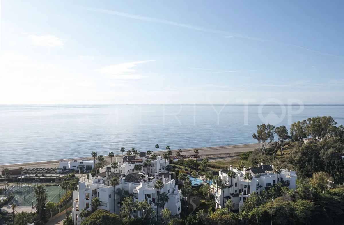 Apartamento en venta en New Golden Mile con 3 dormitorios
