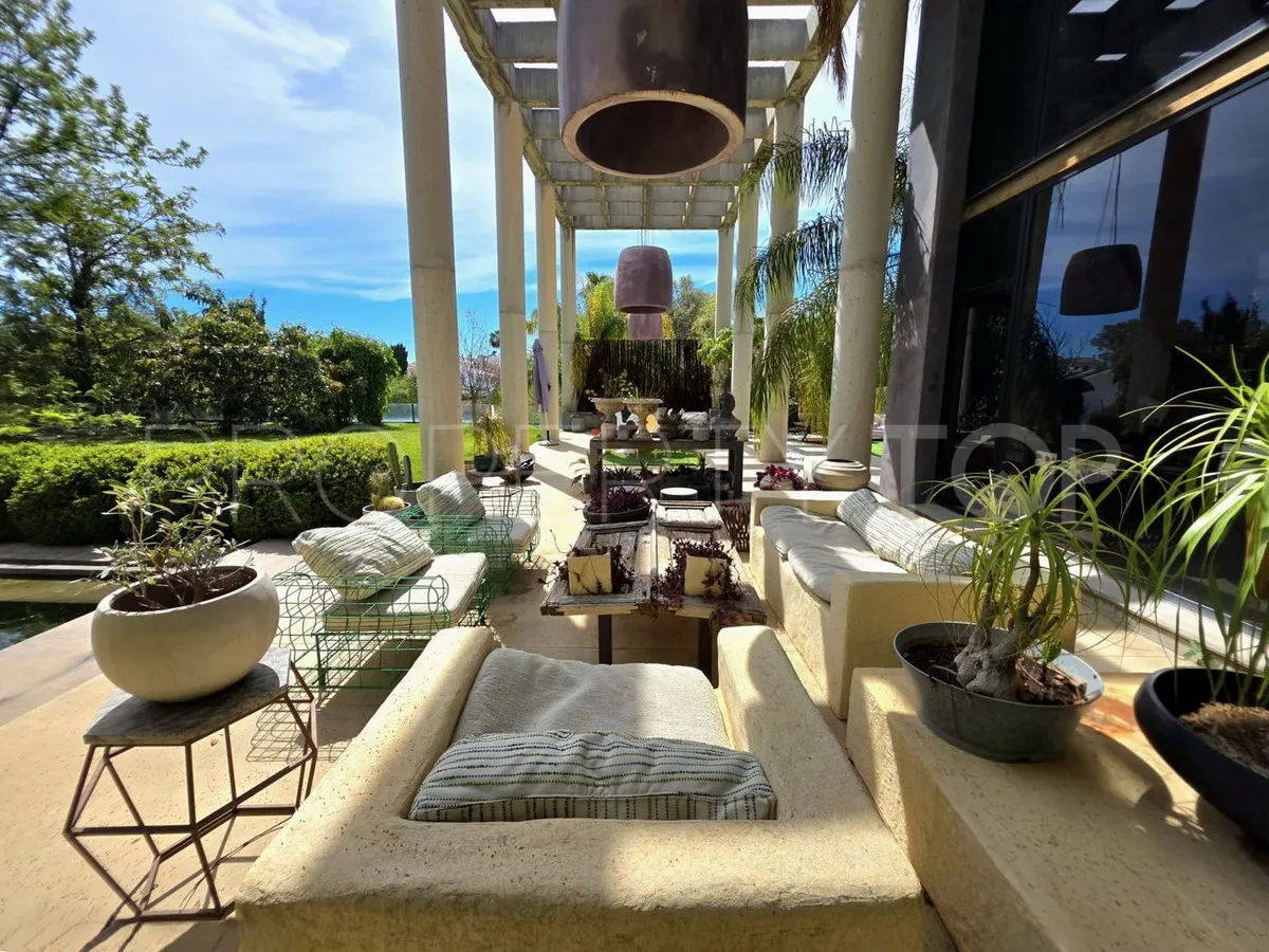 Villa en venta en El Paraiso de 5 dormitorios